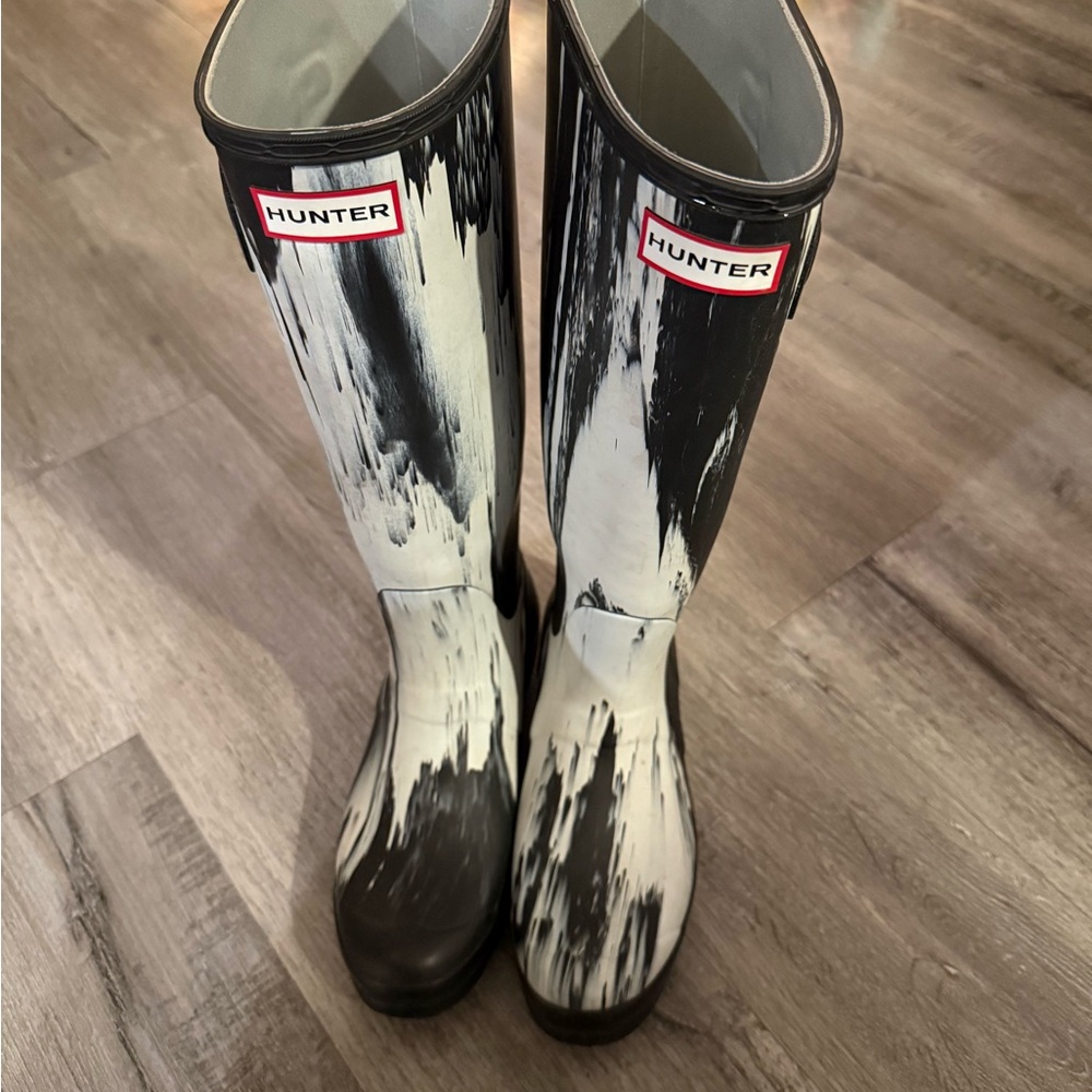 Hunter Black & White Marbled Rain Boots